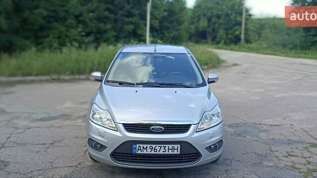 Сірий Форд Фокус, об'ємом двигуна 1.6 л та пробігом 290 тис. км за 5500 $, фото 1 на Automoto.ua