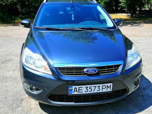 Серый Форд Фокус, объемом двигателя 1.6 л и пробегом 227 тыс. км за 5500 $, фото 1 на Automoto.ua