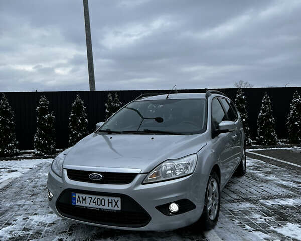 Сірий Форд Фокус, об'ємом двигуна 1.6 л та пробігом 236 тис. км за 6400 $, фото 1 на Automoto.ua