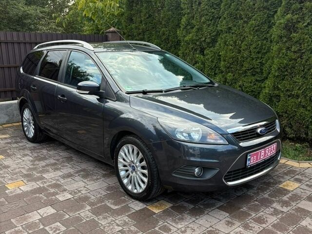 Сірий Форд Фокус, об'ємом двигуна 1.8 л та пробігом 193 тис. км за 5800 $, фото 1 на Automoto.ua
