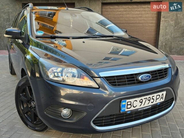 Сірий Форд Фокус, об'ємом двигуна 1.56 л та пробігом 258 тис. км за 5750 $, фото 1 на Automoto.ua