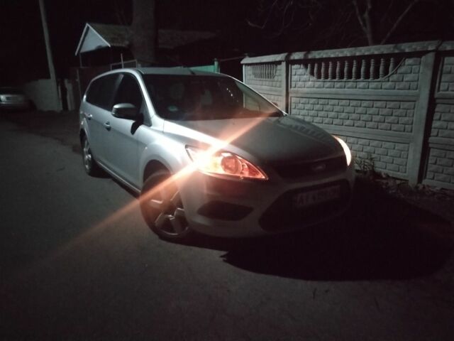 Сірий Форд Фокус, об'ємом двигуна 1.6 л та пробігом 300 тис. км за 5500 $, фото 1 на Automoto.ua