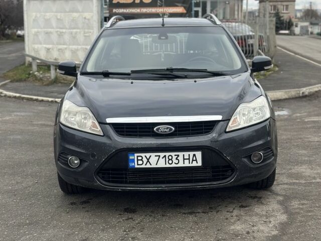 Серый Форд Фокус, объемом двигателя 2 л и пробегом 290 тыс. км за 4999 $, фото 1 на Automoto.ua