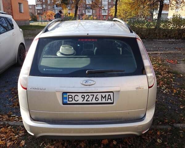 Сірий Форд Фокус, об'ємом двигуна 1.6 л та пробігом 238 тис. км за 5500 $, фото 1 на Automoto.ua