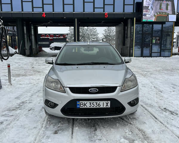 Сірий Форд Фокус, об'ємом двигуна 1.75 л та пробігом 285 тис. км за 5300 $, фото 1 на Automoto.ua