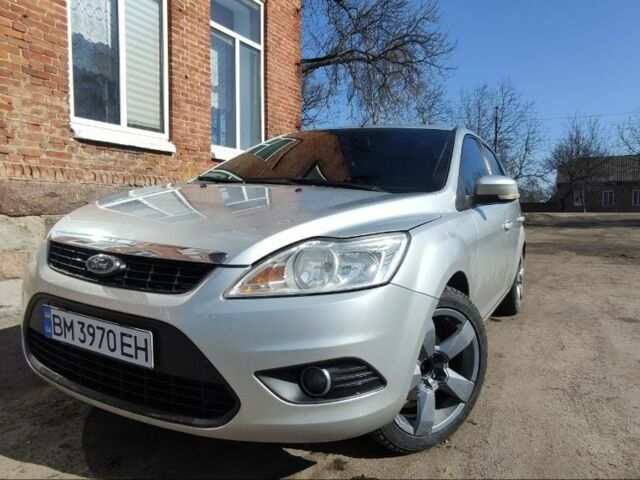 Серый Форд Фокус, объемом двигателя 1.6 л и пробегом 300 тыс. км за 5700 $, фото 1 на Automoto.ua