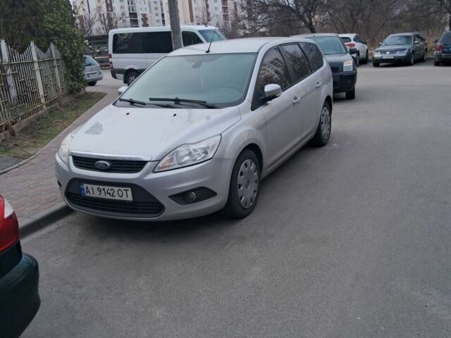 Сірий Форд Фокус, об'ємом двигуна 2 л та пробігом 233 тис. км за 5900 $, фото 1 на Automoto.ua