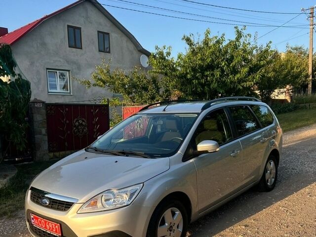 Сірий Форд Фокус, об'ємом двигуна 1.6 л та пробігом 208 тис. км за 5300 $, фото 1 на Automoto.ua