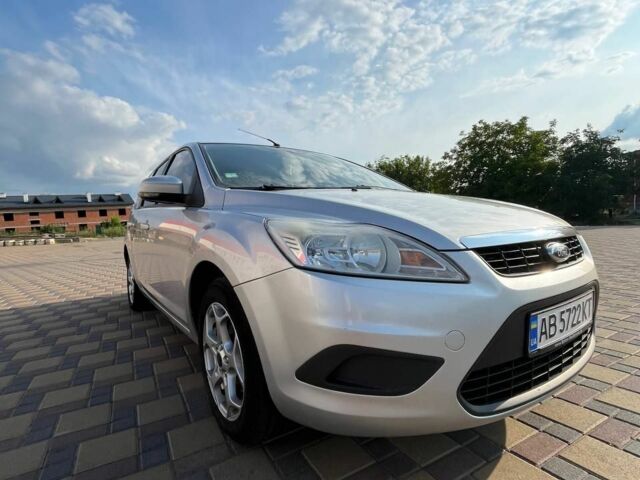 Сірий Форд Фокус, об'ємом двигуна 1.6 л та пробігом 228 тис. км за 5700 $, фото 1 на Automoto.ua