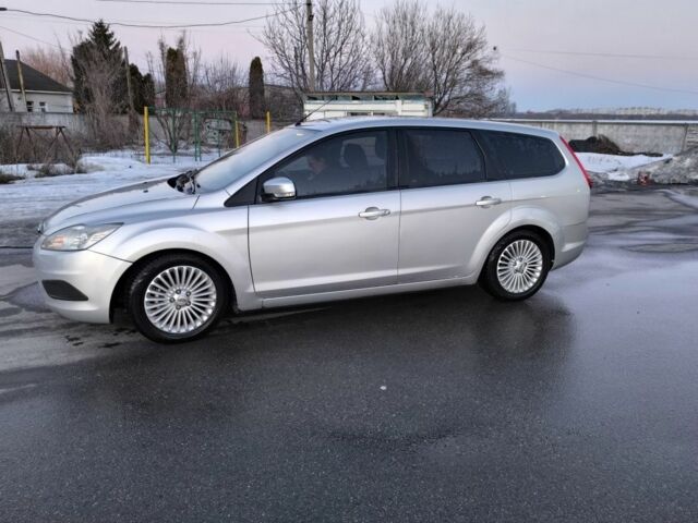 Сірий Форд Фокус, об'ємом двигуна 1.6 л та пробігом 315 тис. км за 4500 $, фото 1 на Automoto.ua