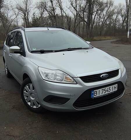 Серый Форд Фокус, объемом двигателя 1.6 л и пробегом 224 тыс. км за 6200 $, фото 1 на Automoto.ua