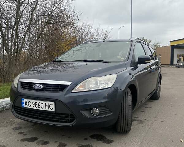 Серый Форд Фокус, объемом двигателя 1.6 л и пробегом 265 тыс. км за 5000 $, фото 1 на Automoto.ua