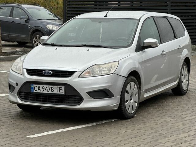 Форд Фокус 2009 в Ровно на Automoto.ua Серый Форд Фокус, объемом двигателя 1.6 л и пробегом 305 тыс. км за 4200 $, фото 1 на Automoto.ua