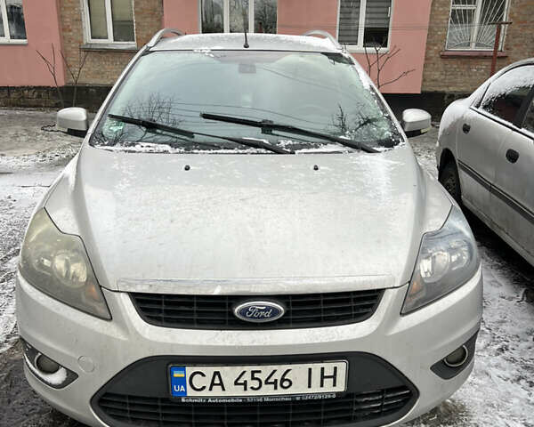 Серый Форд Фокус, объемом двигателя 1.8 л и пробегом 228 тыс. км за 5999 $, фото 1 на Automoto.ua