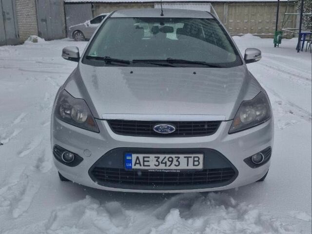 Сірий Форд Фокус, об'ємом двигуна 1.6 л та пробігом 414 тис. км за 5300 $, фото 1 на Automoto.ua