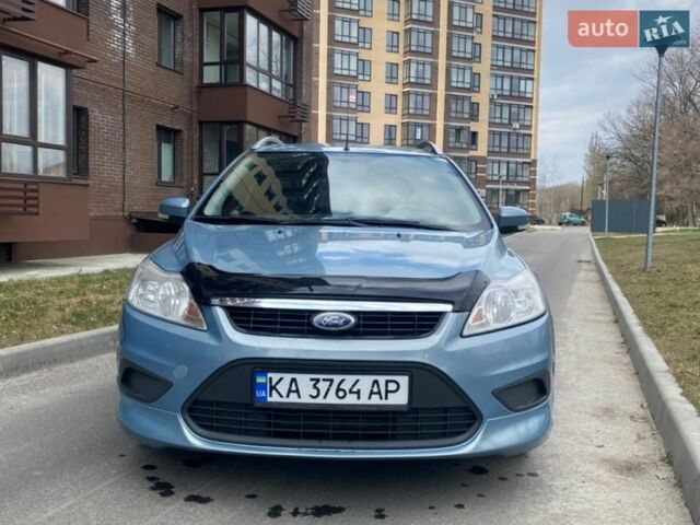 Серый Форд Фокус, объемом двигателя 1.6 л и пробегом 255 тыс. км за 5300 $, фото 1 на Automoto.ua