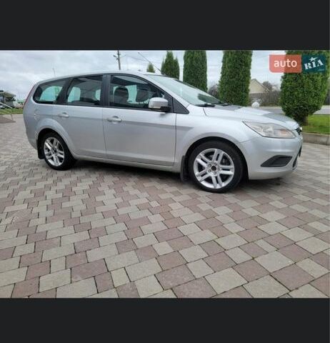 Сірий Форд Фокус, об'ємом двигуна 1.8 л та пробігом 260 тис. км за 4499 $, фото 1 на Automoto.ua