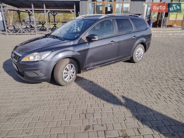 Серый Форд Фокус, объемом двигателя 1.6 л и пробегом 261 тыс. км за 5500 $, фото 1 на Automoto.ua