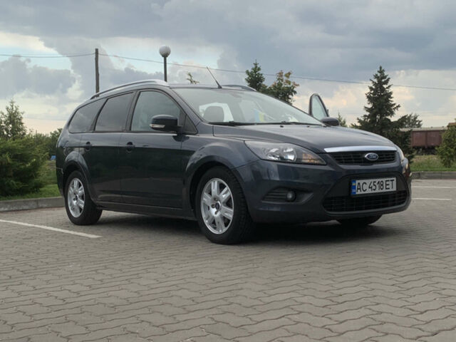 Сірий Форд Фокус, об'ємом двигуна 1.6 л та пробігом 186 тис. км за 6000 $, фото 1 на Automoto.ua