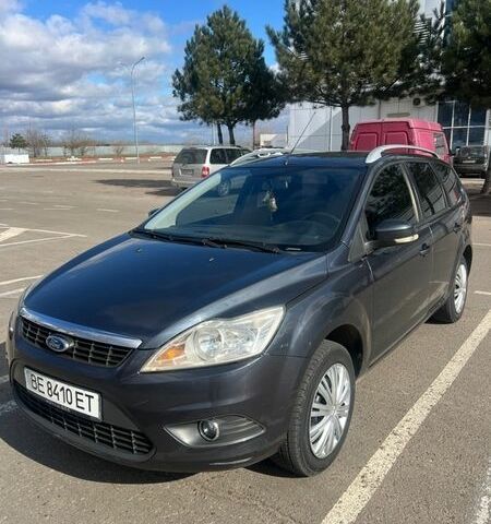 Сірий Форд Фокус, об'ємом двигуна 1.6 л та пробігом 290 тис. км за 6000 $, фото 1 на Automoto.ua