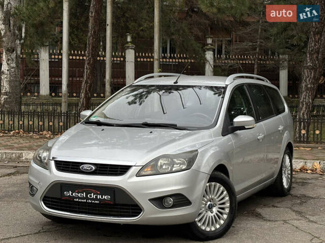 Сірий Форд Фокус, об'ємом двигуна 1.6 л та пробігом 291 тис. км за 6499 $, фото 1 на Automoto.ua