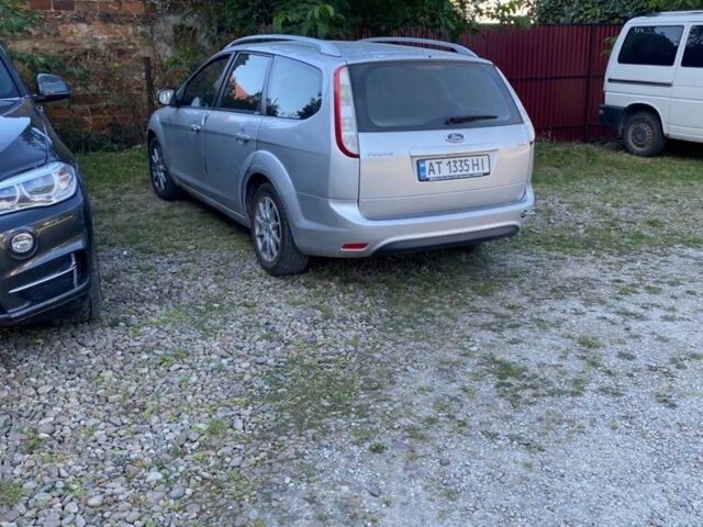 Серый Форд Фокус, объемом двигателя 1.6 л и пробегом 290 тыс. км за 4100 $, фото 1 на Automoto.ua