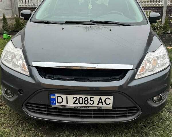 Сірий Форд Фокус, об'ємом двигуна 1.56 л та пробігом 230 тис. км за 3800 $, фото 1 на Automoto.ua