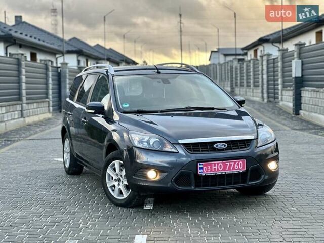 Серый Форд Фокус, объемом двигателя 1.6 л и пробегом 234 тыс. км за 6800 $, фото 1 на Automoto.ua