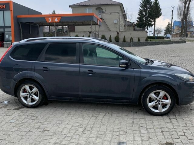 Серый Форд Фокус, объемом двигателя 1.6 л и пробегом 239 тыс. км за 6200 $, фото 1 на Automoto.ua