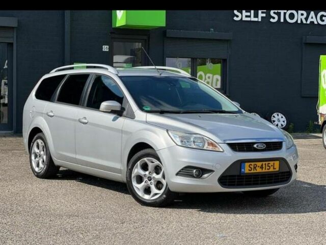 Серый Форд Фокус, объемом двигателя 1.6 л и пробегом 218 тыс. км за 6000 $, фото 1 на Automoto.ua