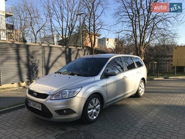 Серый Форд Фокус, объемом двигателя 1.6 л и пробегом 251 тыс. км за 5750 $, фото 1 на Automoto.ua