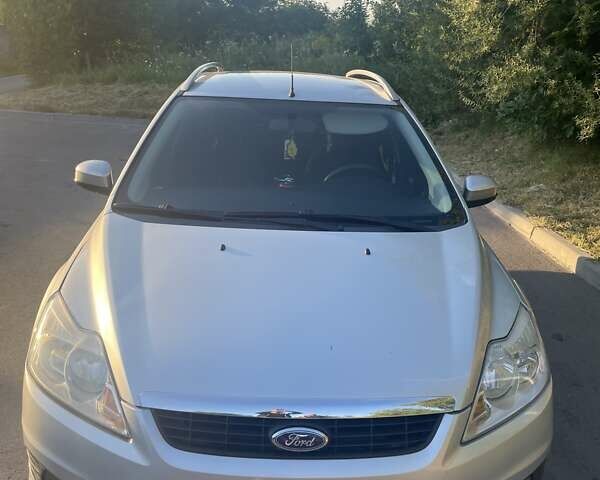 Сірий Форд Фокус, об'ємом двигуна 1.6 л та пробігом 295 тис. км за 5200 $, фото 1 на Automoto.ua