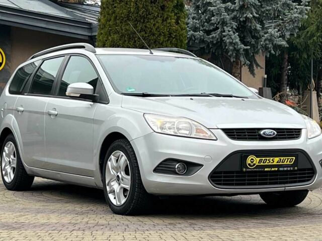 Серый Форд Фокус, объемом двигателя 1.5 л и пробегом 175 тыс. км за 5400 $, фото 1 на Automoto.ua