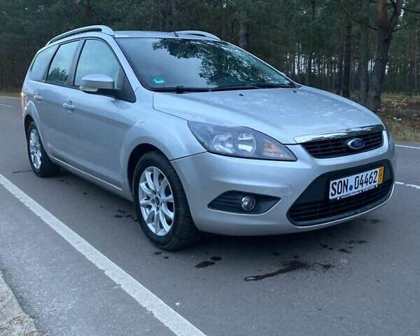 Серый Форд Фокус, объемом двигателя 1.6 л и пробегом 232 тыс. км за 5700 $, фото 1 на Automoto.ua