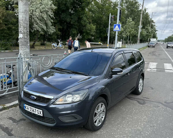 Сірий Форд Фокус, об'ємом двигуна 1.6 л та пробігом 183 тис. км за 5500 $, фото 1 на Automoto.ua