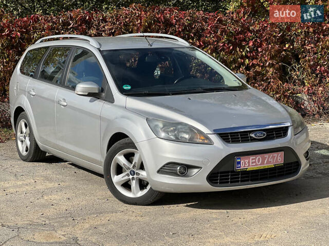 Сірий Форд Фокус, об'ємом двигуна 1.6 л та пробігом 207 тис. км за 6150 $, фото 1 на Automoto.ua