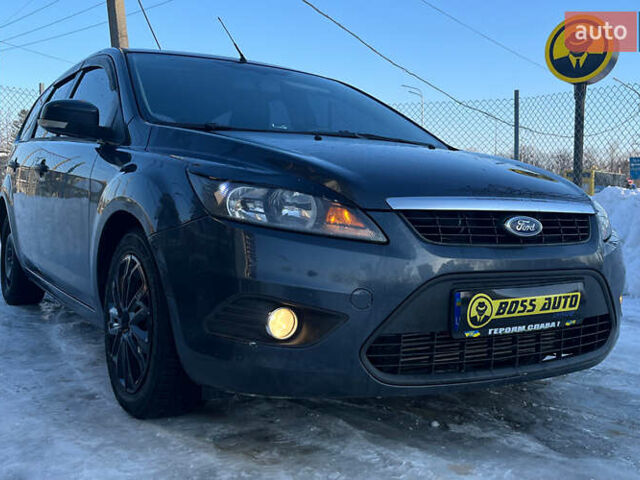 Сірий Форд Фокус, об'ємом двигуна 1.56 л та пробігом 262 тис. км за 6650 $, фото 1 на Automoto.ua