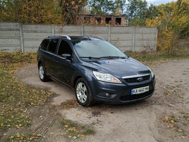 Серый Форд Фокус, объемом двигателя 1.6 л и пробегом 250 тыс. км за 4999 $, фото 1 на Automoto.ua