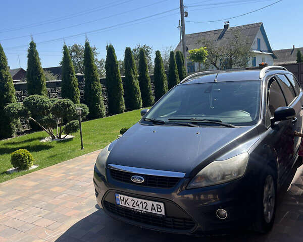 Серый Форд Фокус, объемом двигателя 1.6 л и пробегом 330 тыс. км за 5500 $, фото 1 на Automoto.ua