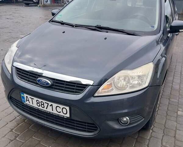 Серый Форд Фокус, объемом двигателя 1.56 л и пробегом 284 тыс. км за 4900 $, фото 1 на Automoto.ua