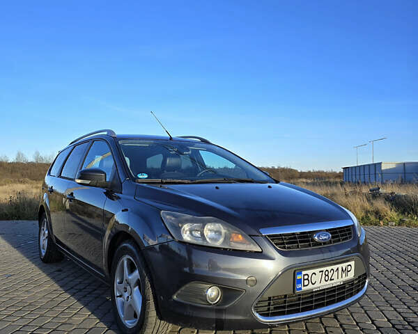 Серый Форд Фокус, объемом двигателя 1.6 л и пробегом 286 тыс. км за 5700 $, фото 1 на Automoto.ua