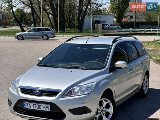 Серый Форд Фокус, объемом двигателя 1.8 л и пробегом 70 тыс. км за 7850 $, фото 1 на Automoto.ua