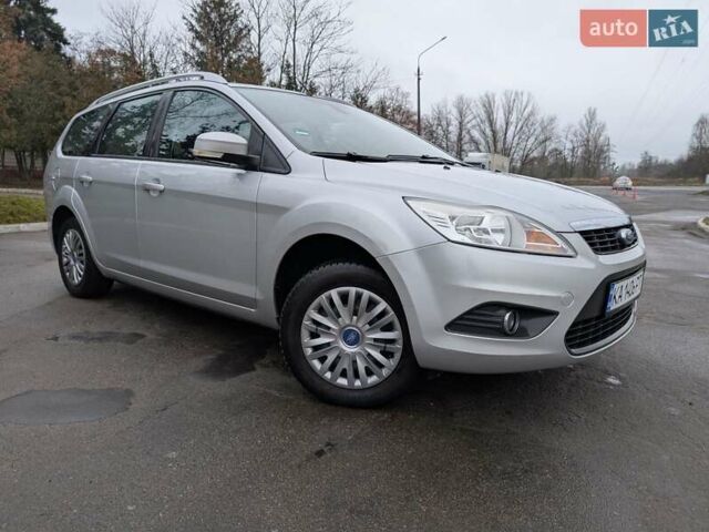 Серый Форд Фокус, объемом двигателя 1.6 л и пробегом 241 тыс. км за 6200 $, фото 1 на Automoto.ua