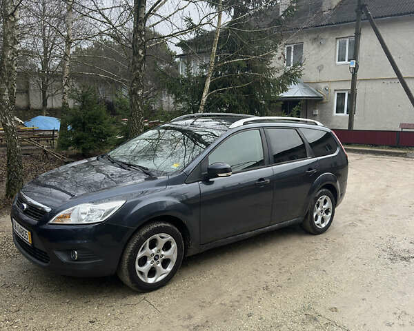 Сірий Форд Фокус, об'ємом двигуна 1.6 л та пробігом 260 тис. км за 5400 $, фото 1 на Automoto.ua