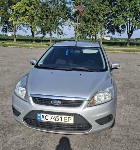 Сірий Форд Фокус, об'ємом двигуна 1.6 л та пробігом 368 тис. км за 5600 $, фото 1 на Automoto.ua