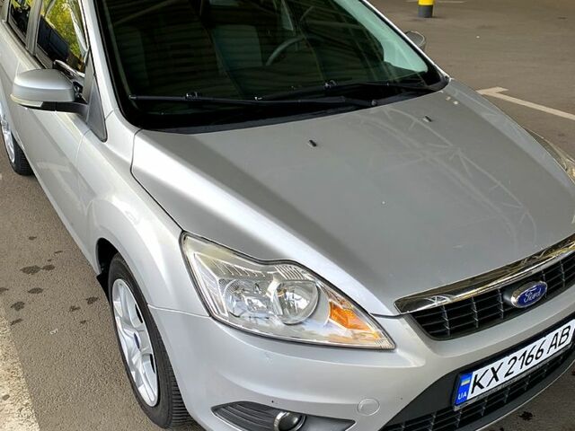 Сірий Форд Фокус, об'ємом двигуна 1.6 л та пробігом 190 тис. км за 6000 $, фото 1 на Automoto.ua