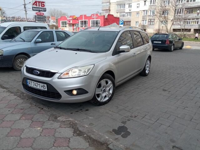 Серый Форд Фокус, объемом двигателя 1.6 л и пробегом 205 тыс. км за 5900 $, фото 1 на Automoto.ua