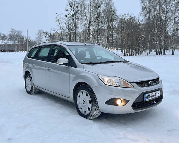 Серый Форд Фокус, объемом двигателя 1.6 л и пробегом 183 тыс. км за 5600 $, фото 1 на Automoto.ua