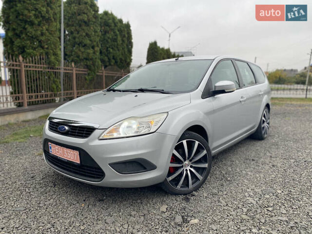 Сірий Форд Фокус, об'ємом двигуна 1.6 л та пробігом 303 тис. км за 6200 $, фото 1 на Automoto.ua