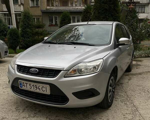 Сірий Форд Фокус, об'ємом двигуна 1.6 л та пробігом 287 тис. км за 5500 $, фото 1 на Automoto.ua